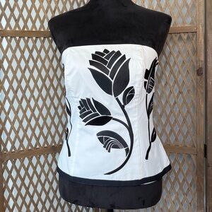 White House Black Market White Strapless Bustier Top with Embroidered Flowers 6